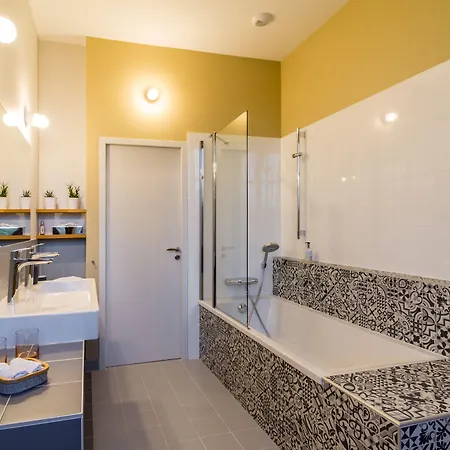 L'autre Rives Bed & Breakfast 4*