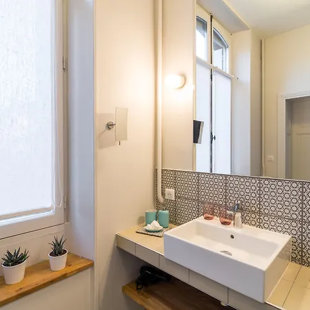 L'autre Rives Bed & Breakfast