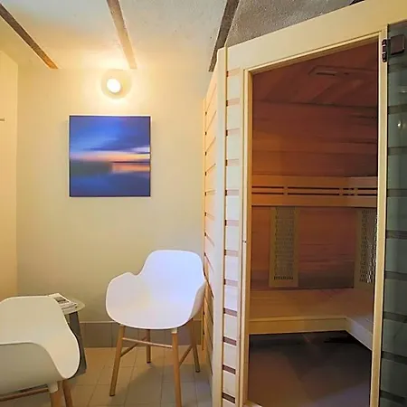 L'autre Rives Nocleg ze śniadaniem 4*